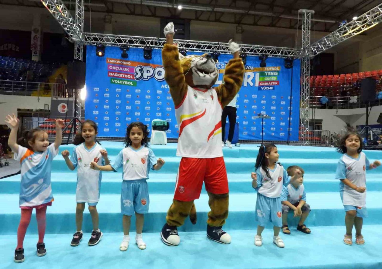 Kepez’in eğlenceli yaz spor okulu başladı