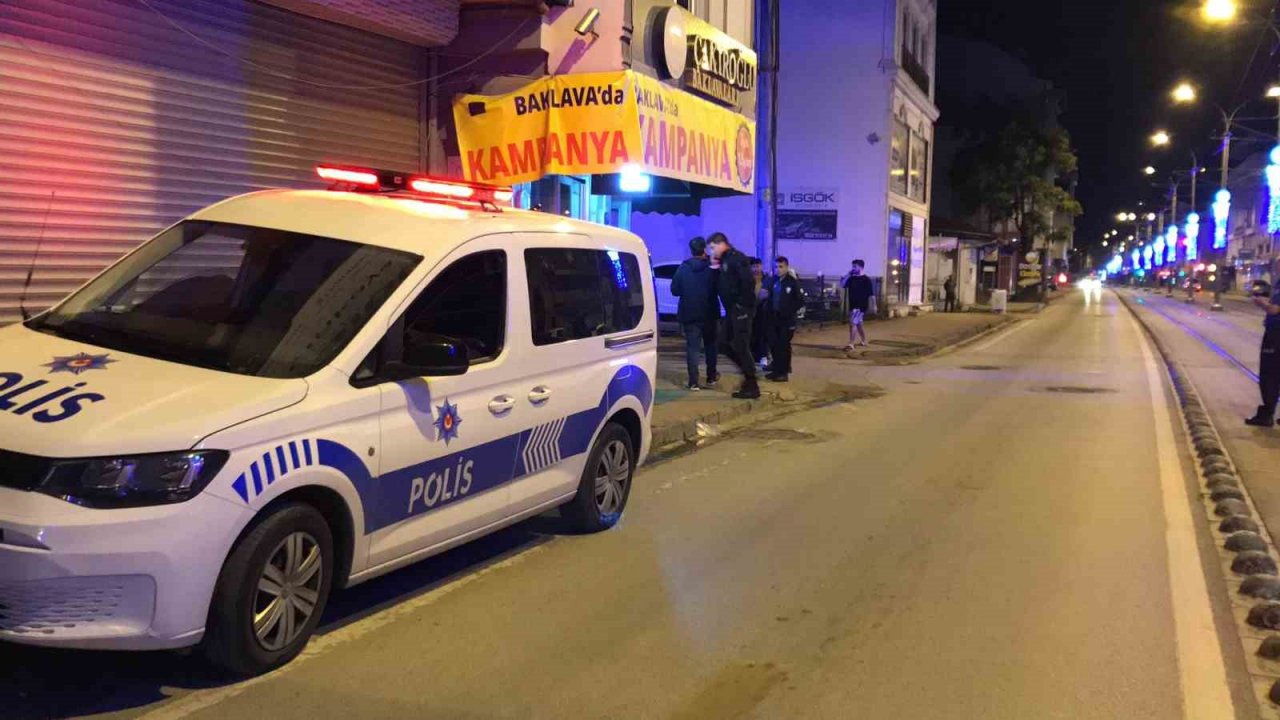 Çalıştığı iş yerinde silahla vuruldu