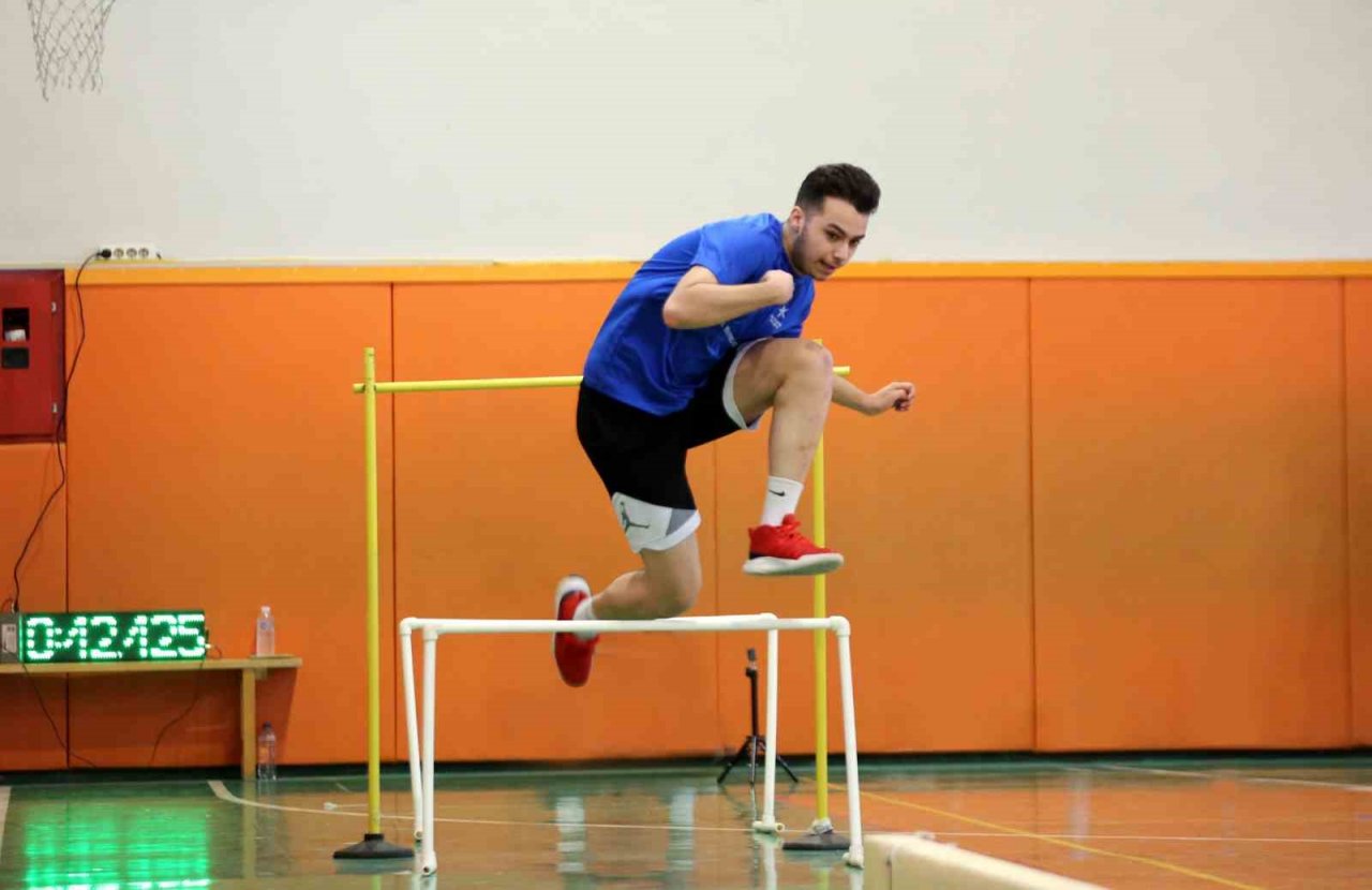 Küçükçekmece’de ücretsiz POMEM, BESYO ve spor liseleri hazırlık kursları başladı