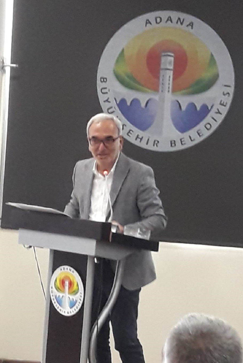 Adana Büyükşehir Belediye Meclisinde sivrisinek tartışması