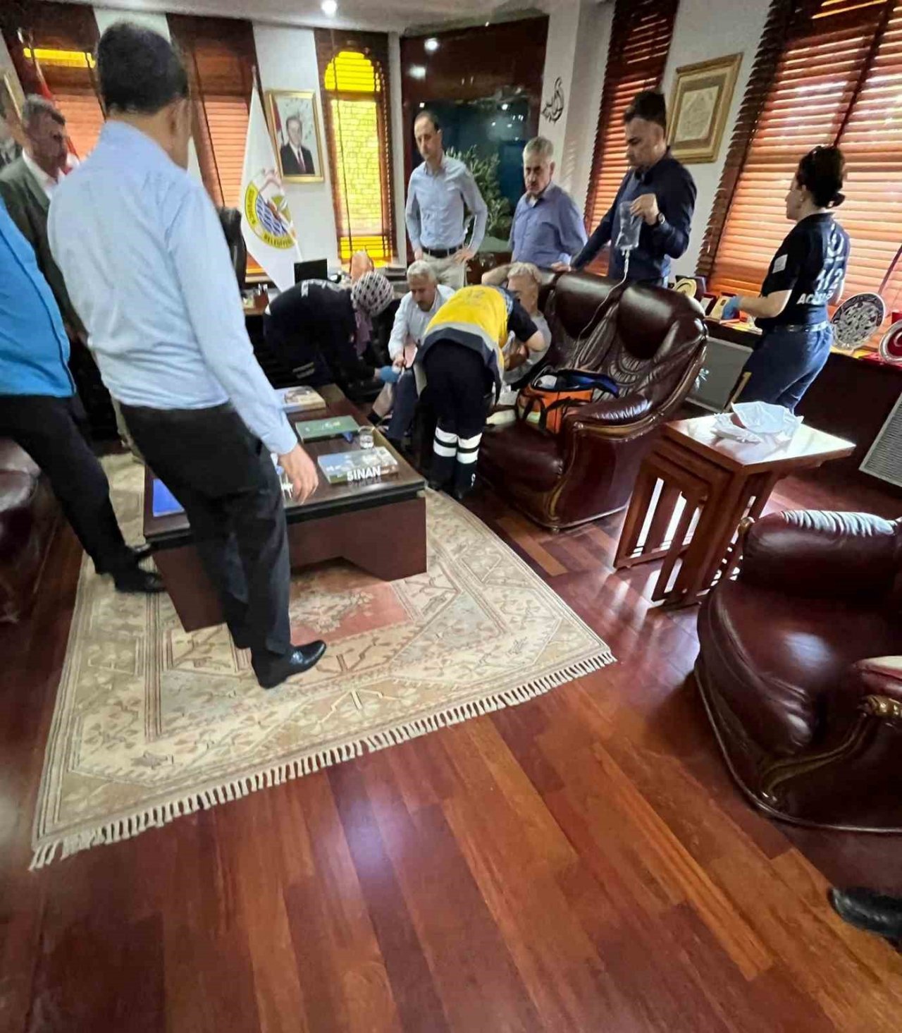 Sapanca Belediye Başkanının makam odasında silahlı saldırı