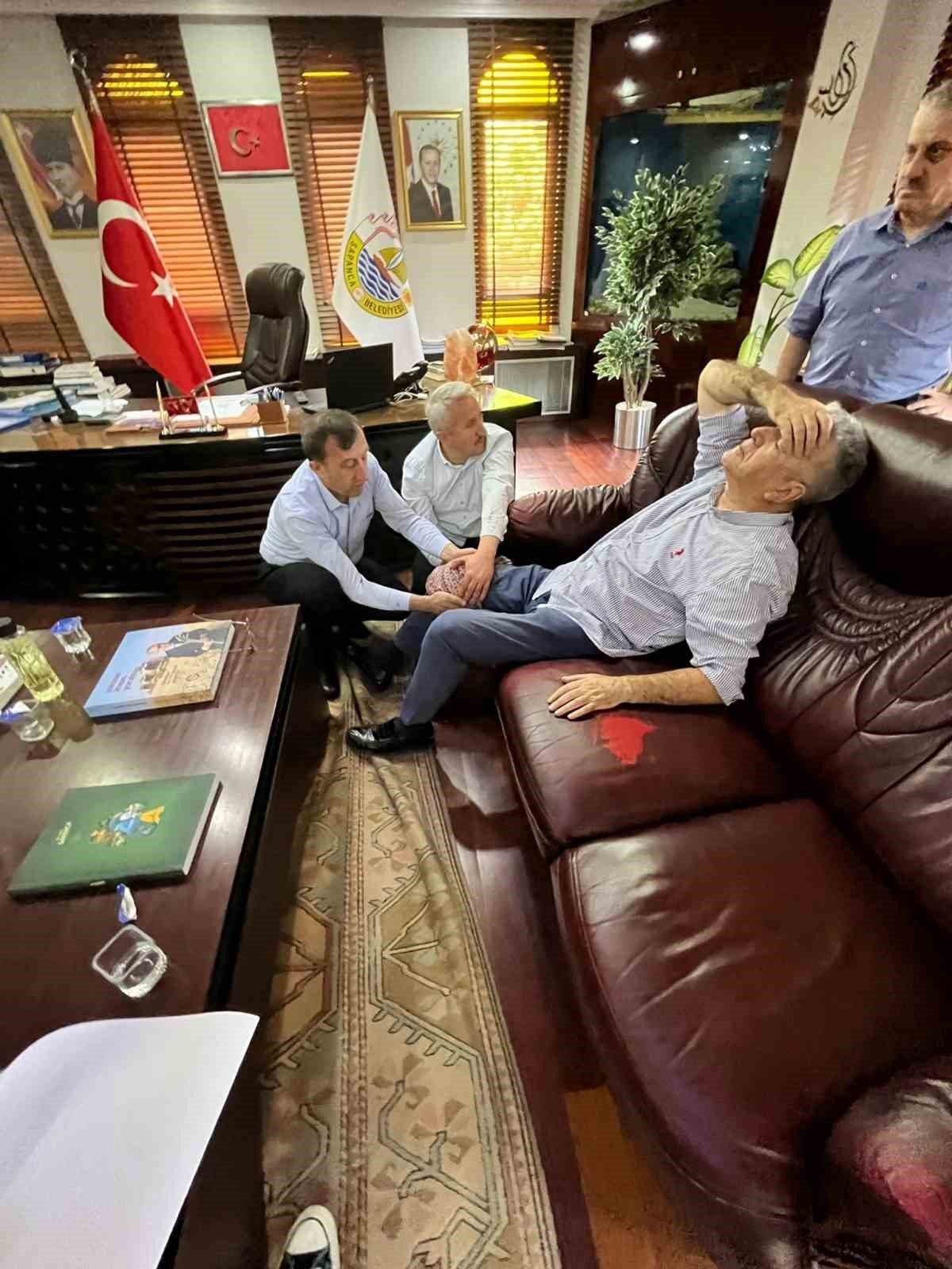 Sapanca Belediye Başkanının makam odasında silahlı saldırı