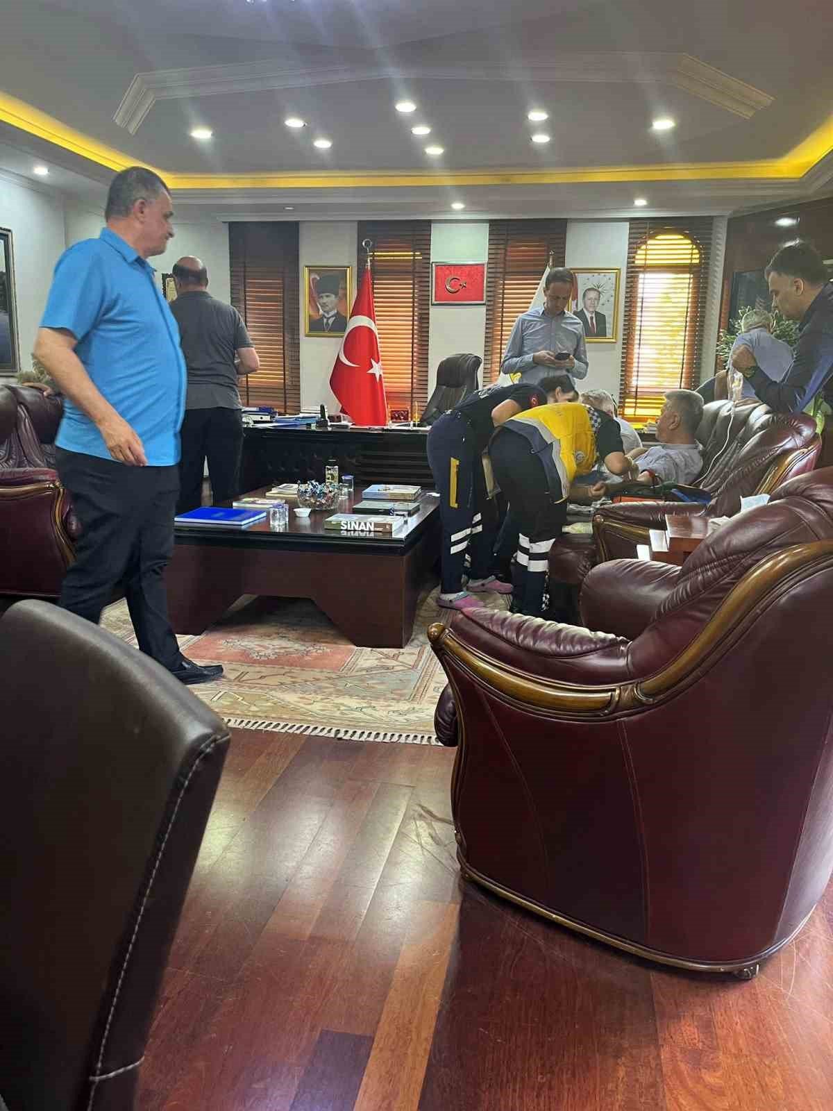 Sapanca Belediye Başkanının makam odasında silahlı saldırı