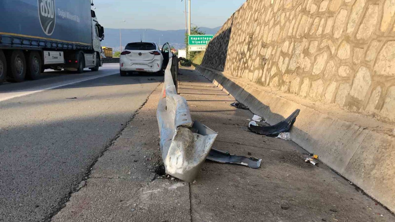 TEM’de polisten kaçan aracın sebep olduğu kazada 2 kişi yaralandı