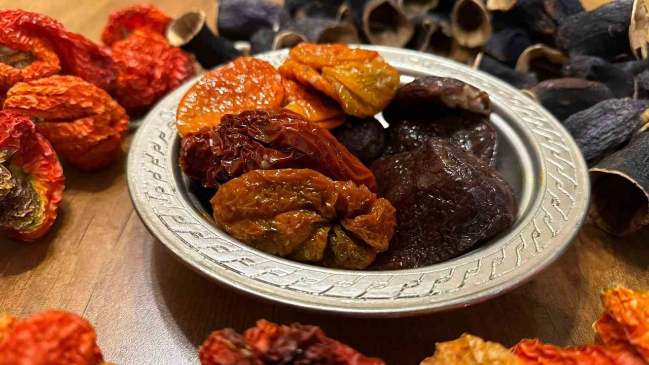 Vejetaryenlerin vazgeçilmez yemeği: Zeytinyağlı kuru dolma