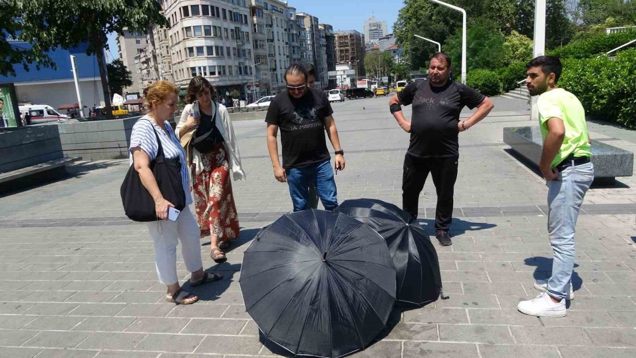 Taksim’de polis ve vatandaşlar yaralı köpek için seferber oldu