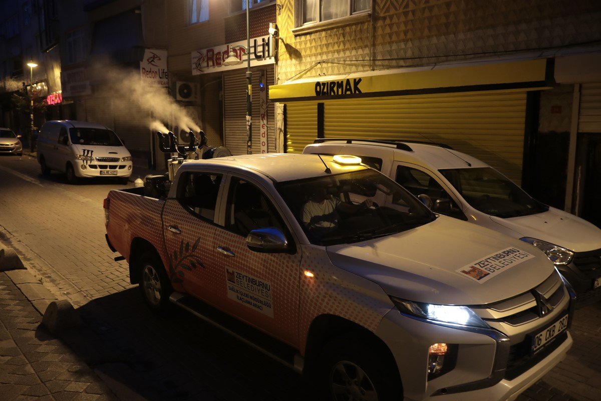 Zeytinburnu’nda bir gecede 6 mahalle ilaçlanıyor
