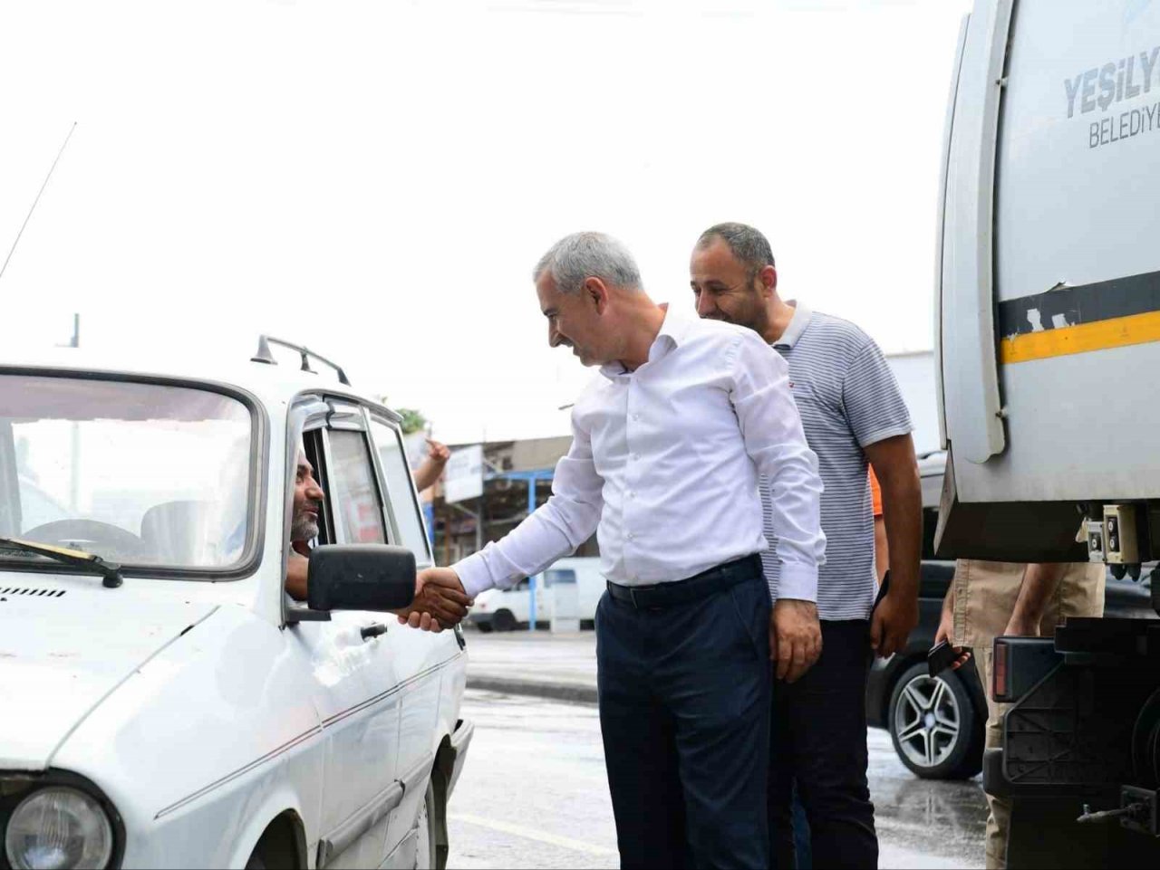 Başkan Çınar, sanayi sitesinde gerçekleşen temizlik çalışmalarını inceledi