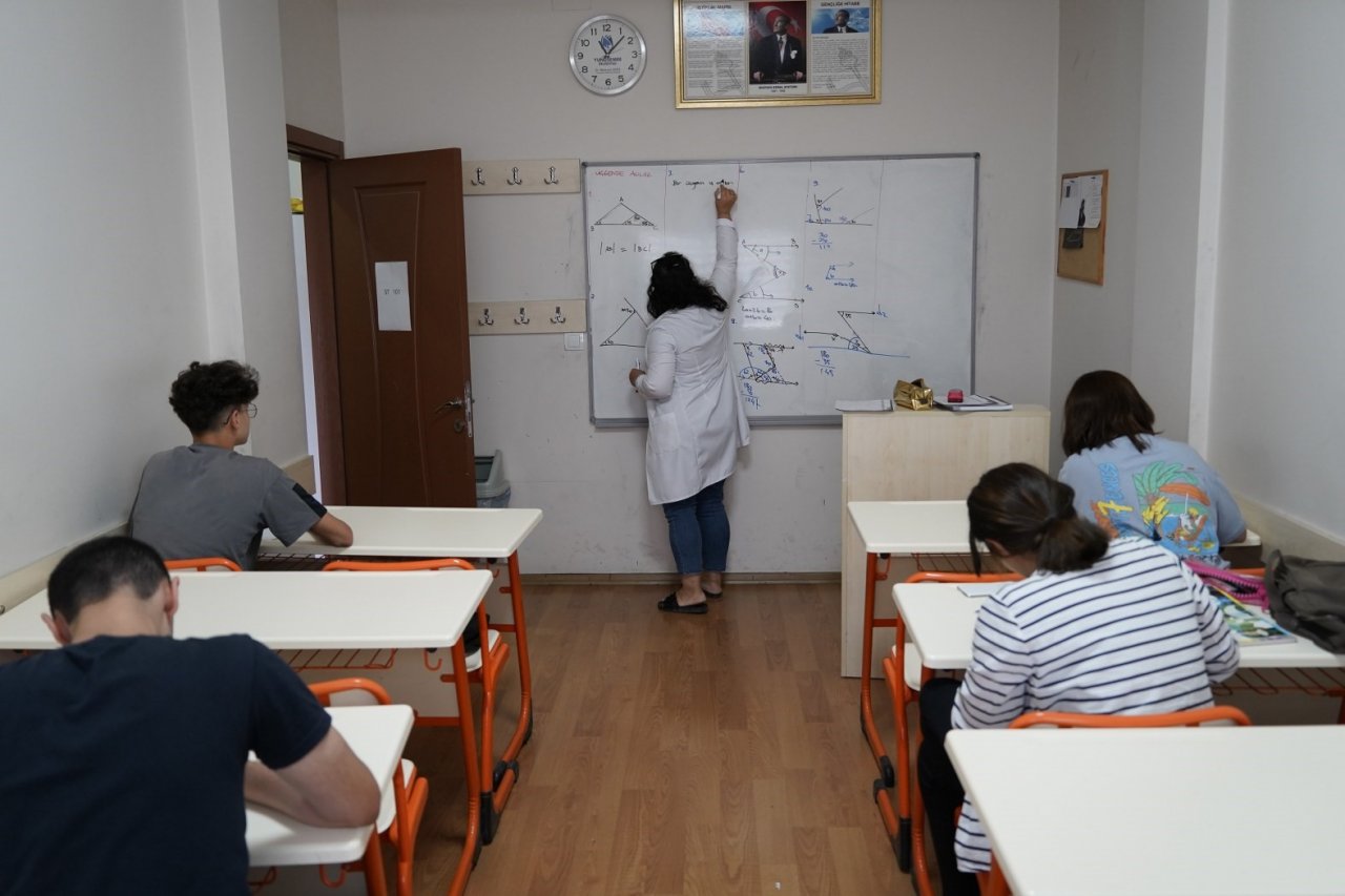 YEGEM’de yaz çalışma programı sürüyor