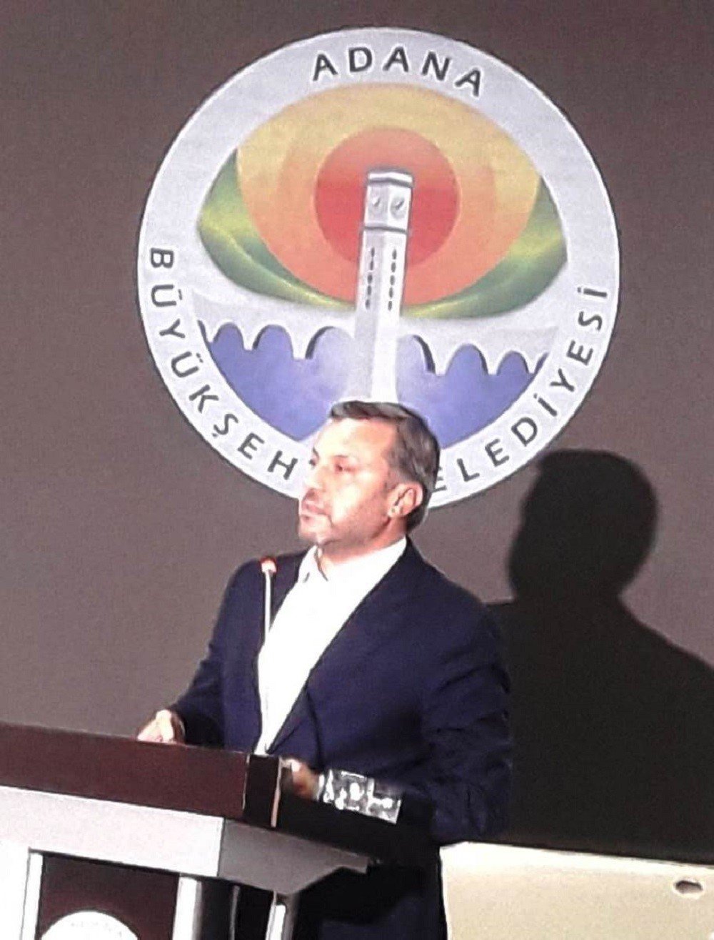 Adana Büyükşehir Belediye Meclisinde sivrisinek tartışması