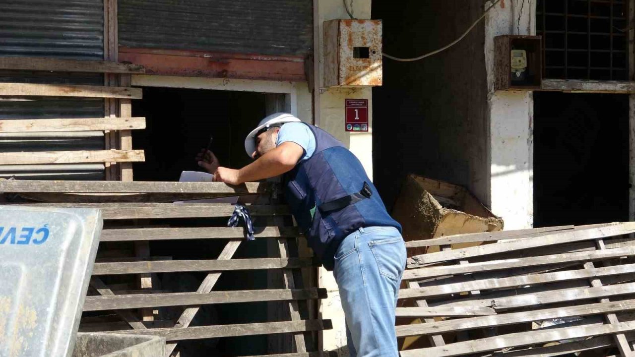 Karapınar beldesinde hasar tespit çalışmaları başladı