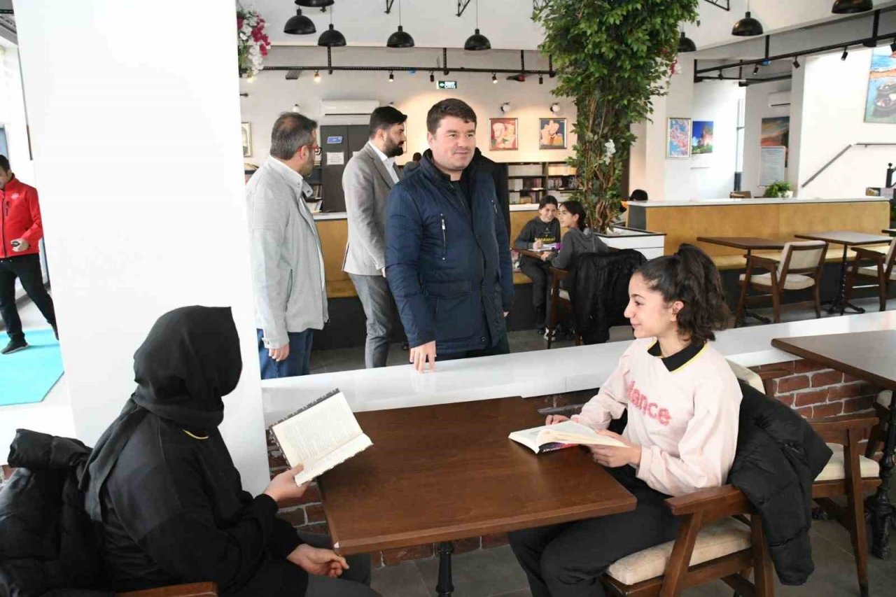 Aksaray’da kitap konaklarında yaz tatili yoğunluğu