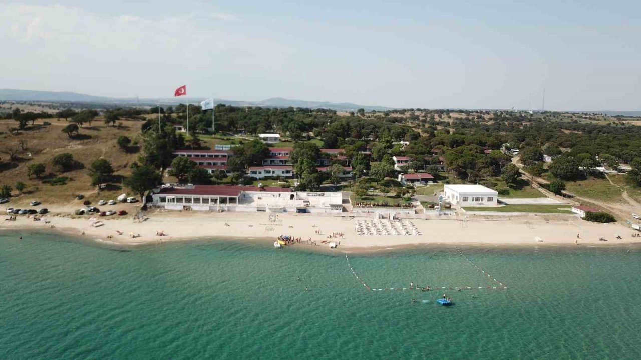 Başakşehirli gençlerin Saros Körfezi’nde tatil keyfi