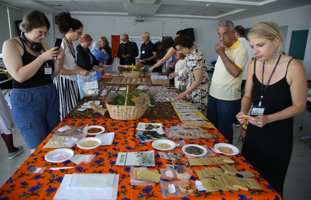 Nilüfer’de uluslararası yerel tohum takası yapıldı