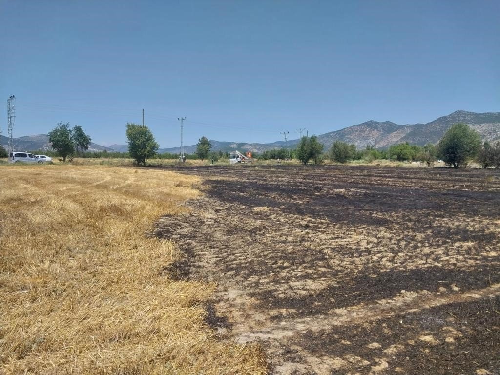 Burdur’da aynı günde ikinci arazi yangını: 8 dönüm arazi yandı