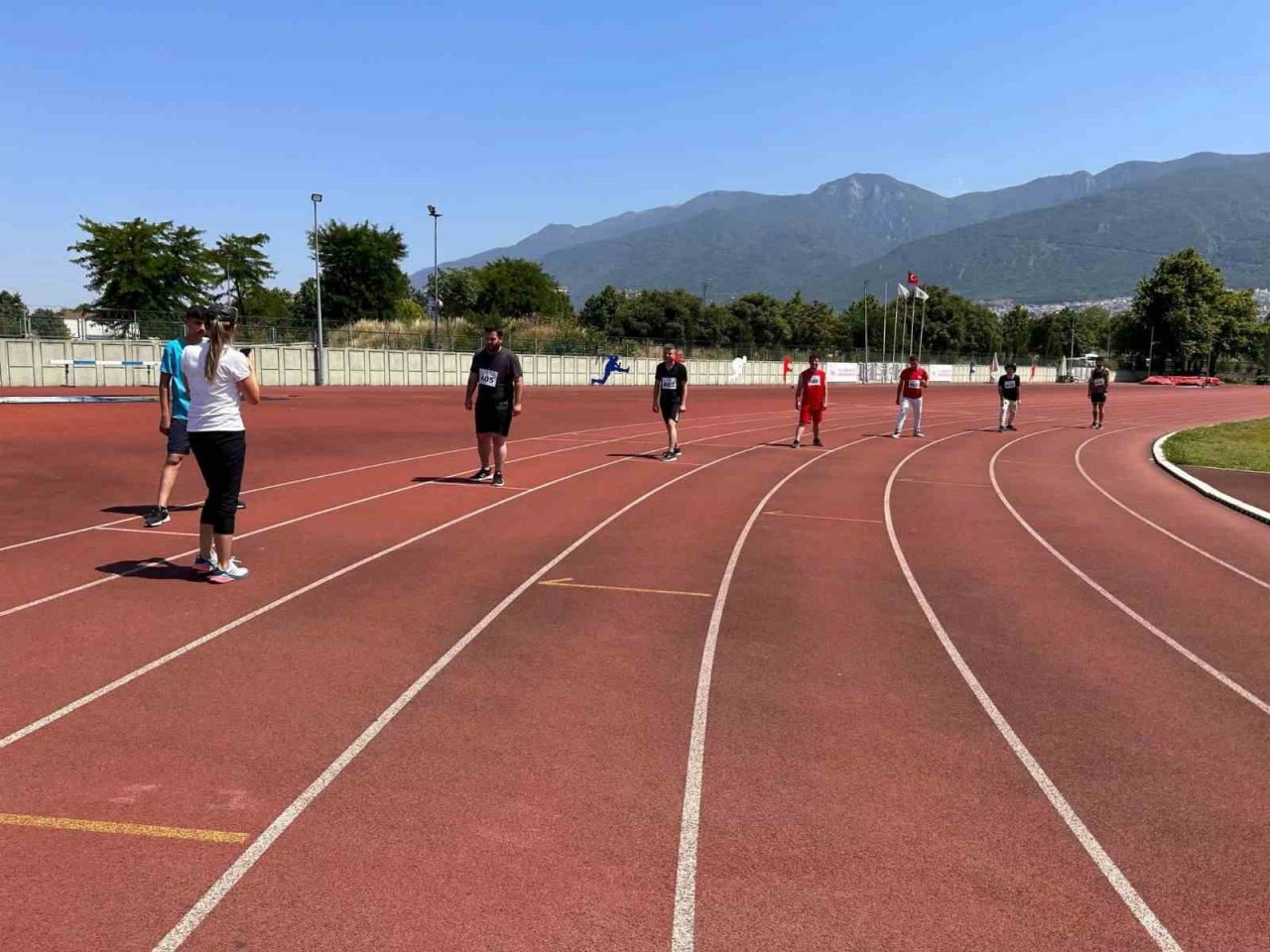 Kastamonulu işitme engelli sporcular şampiyonadan derecelerle döndü