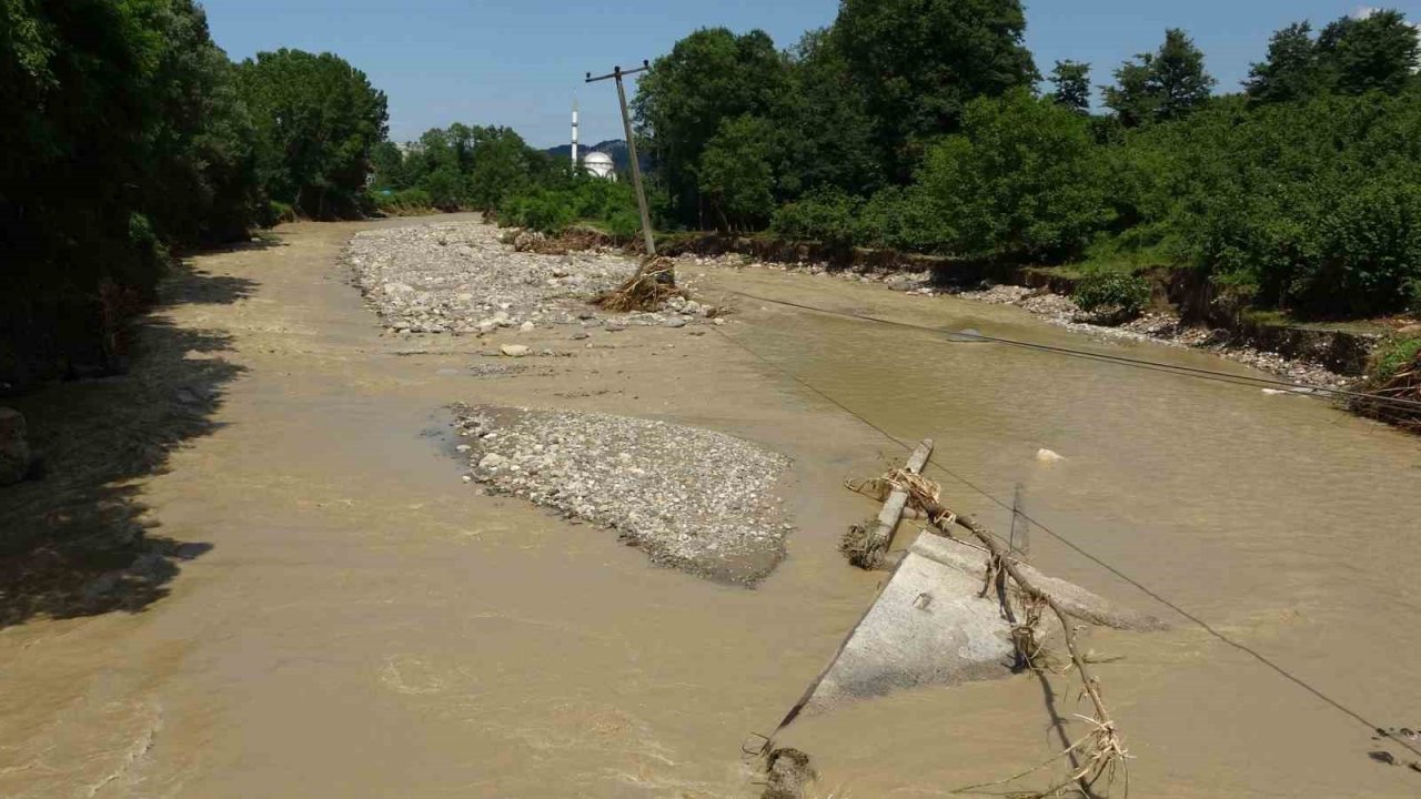 Türkülere konu olan Ordu’nun dereleri yıktı geçti