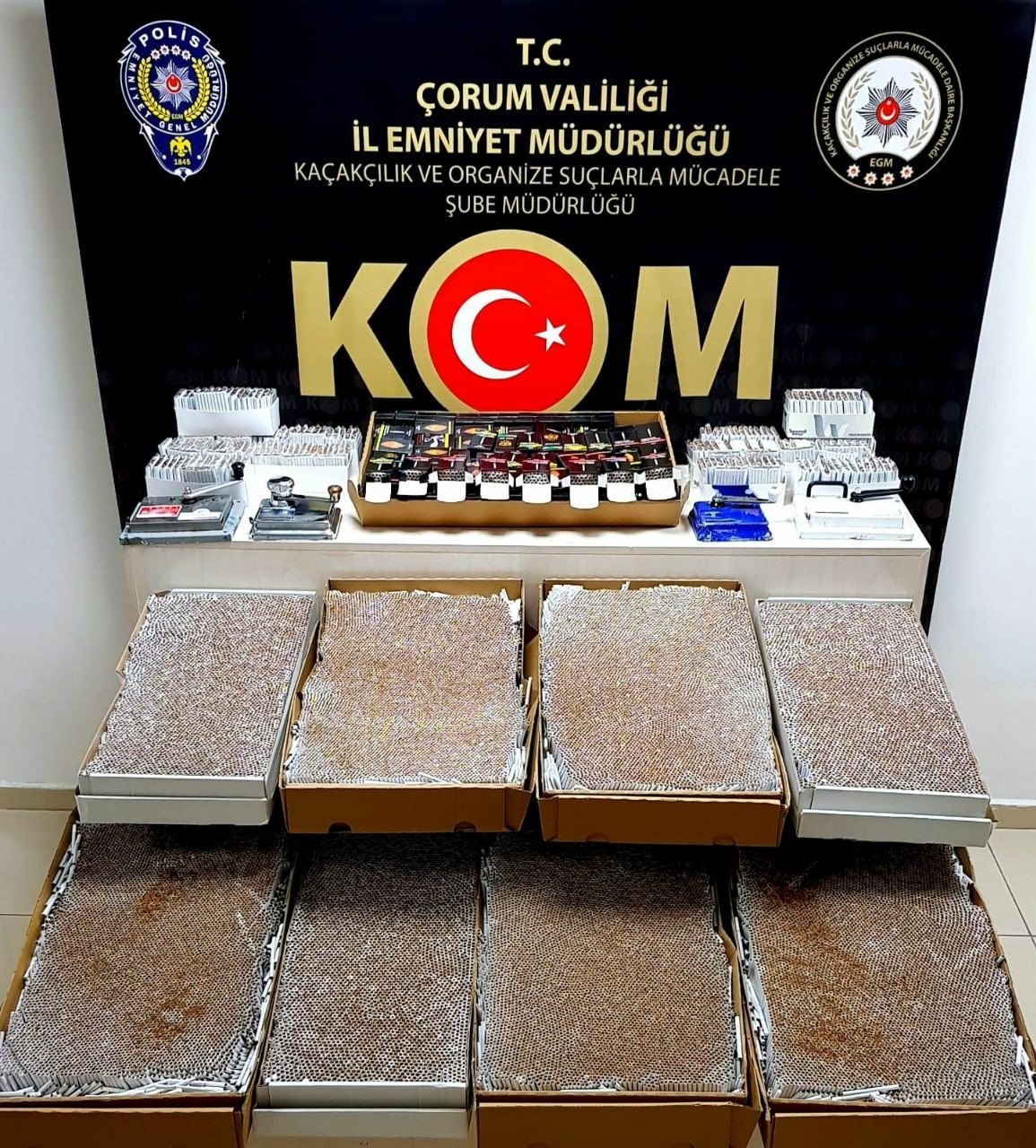 Polisten kaçak sigara operasyonu