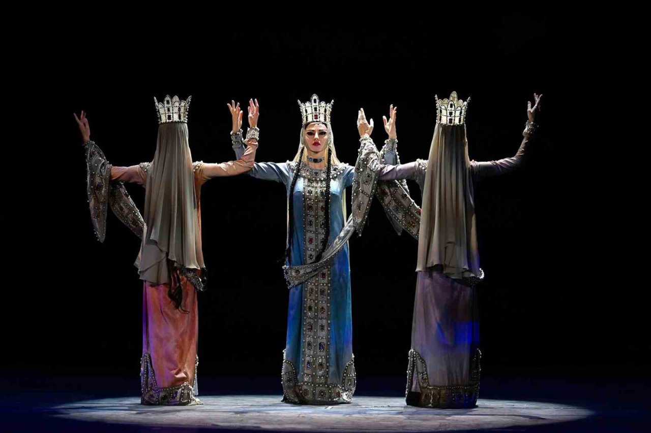 Dünyaca ünlü dans topluluğu Sukhishvili Bursa Festivali’nde