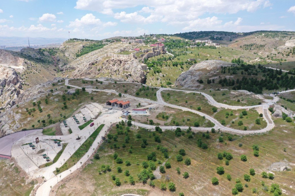 Tarihi Harput-Hüseynik yolu açılış için gün sayıyor