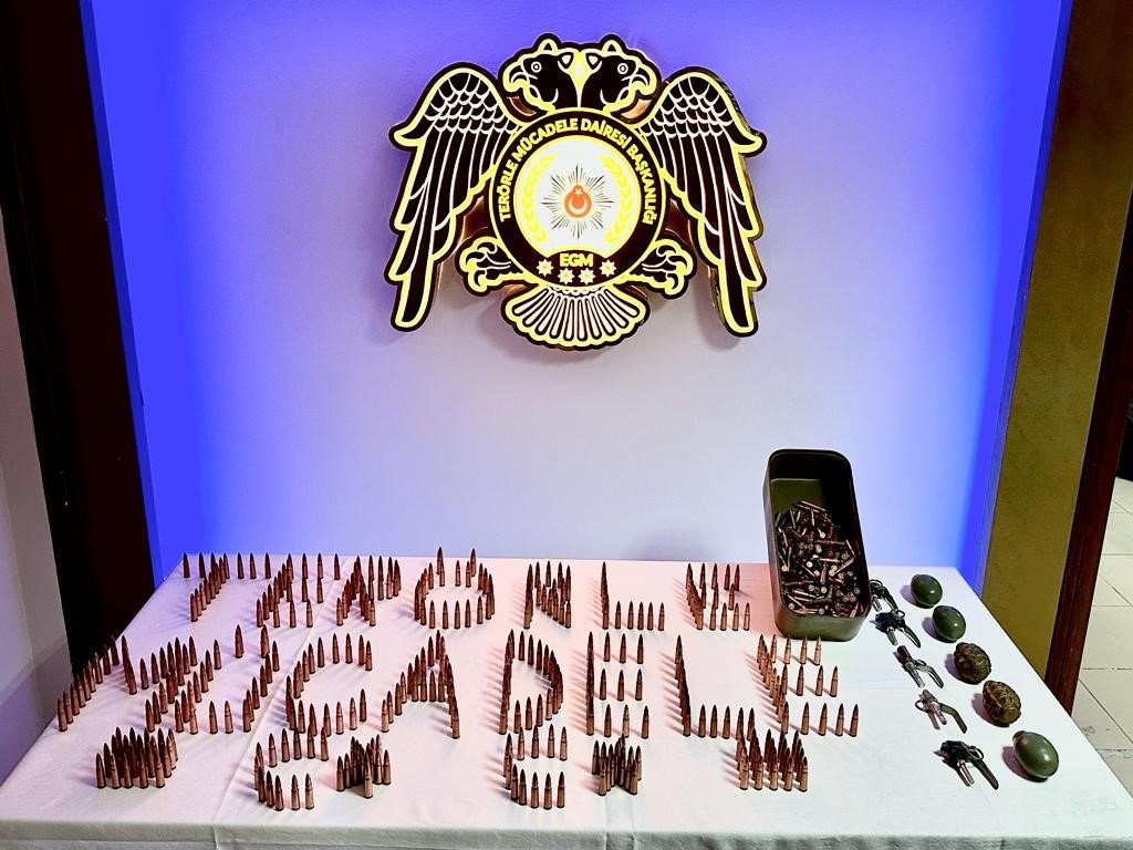 Hatay’da DEAŞ’lı 2 şüpheli el bombaları ile yakalandı