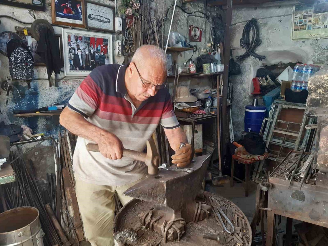 Mardin’de kapı sesleri 58 yıldır onun yaptığı tokmaklardan çıkıyor