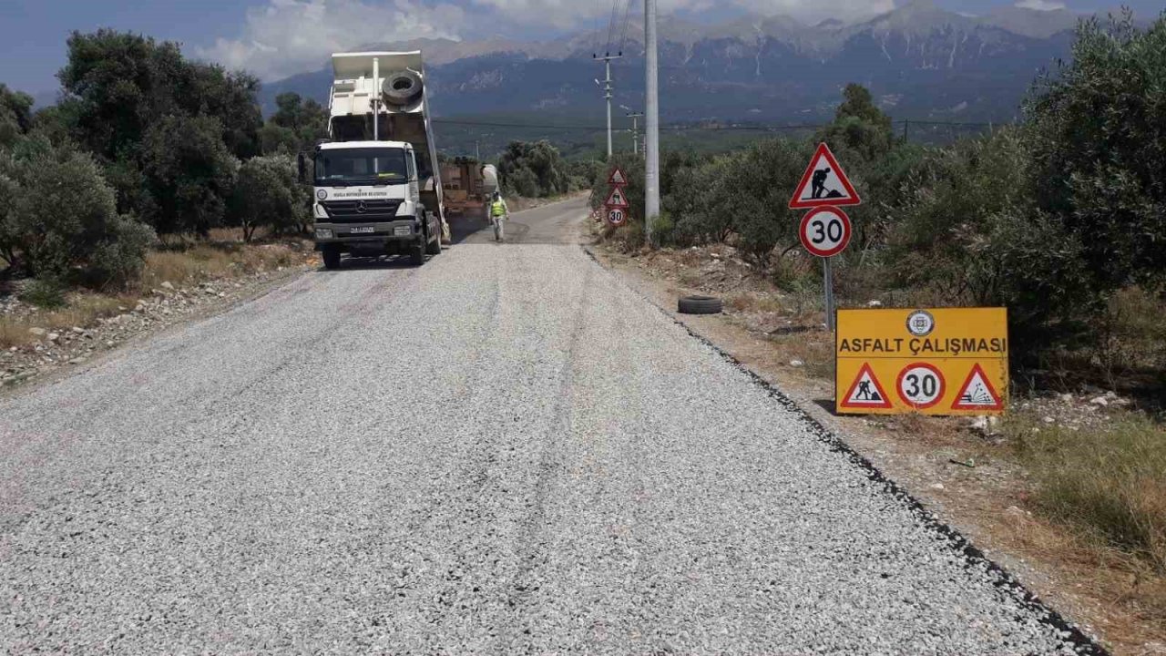 Muğla’nın 10 ilçesinde asfaltlama çalışması