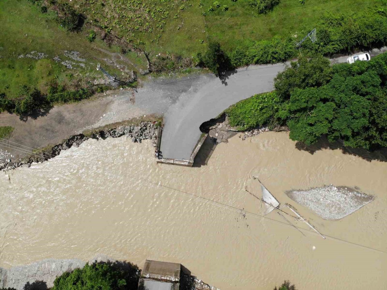 Türkülere konu olan Ordu’nun dereleri yıktı geçti