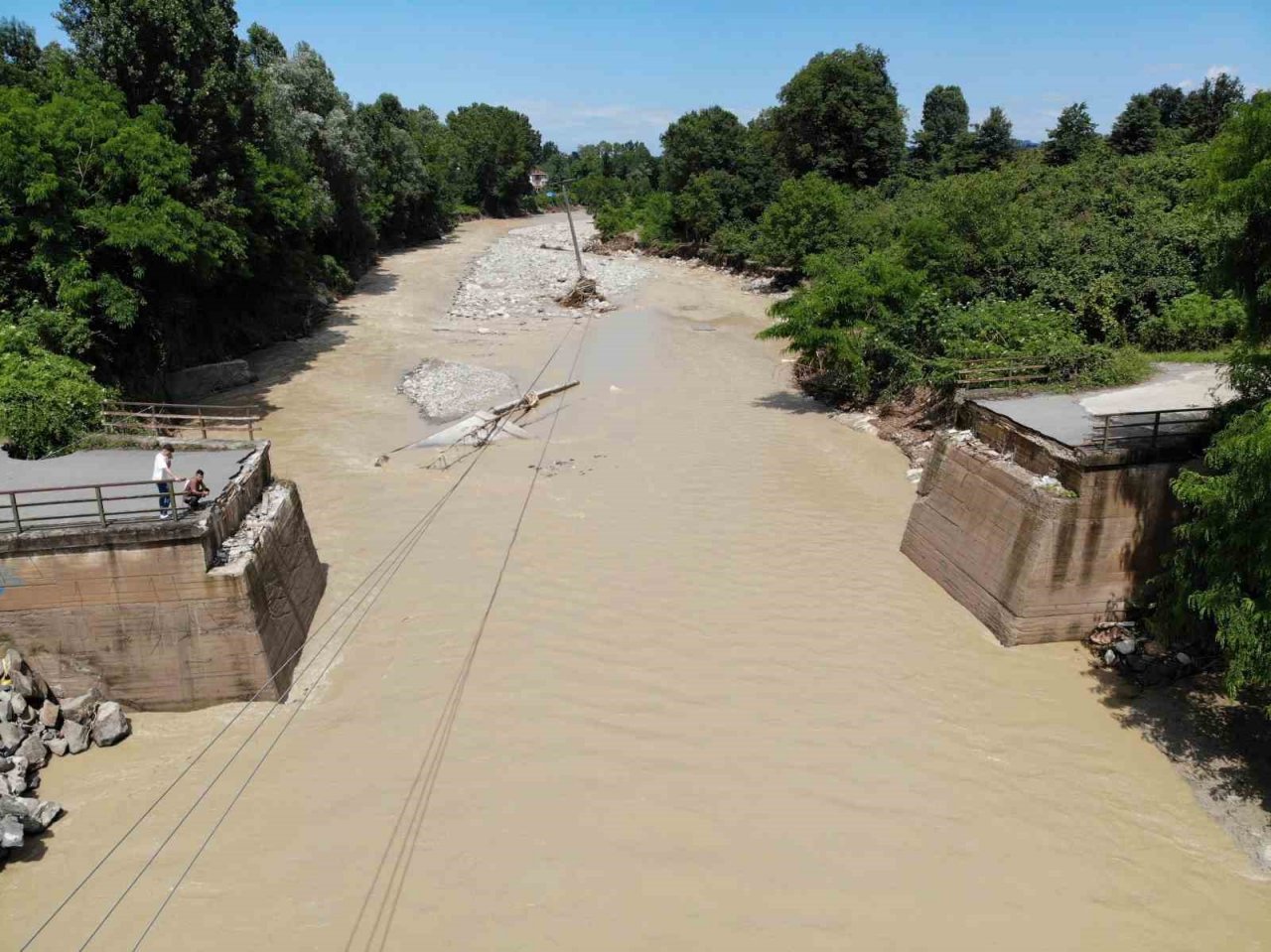 Türkülere konu olan Ordu’nun dereleri yıktı geçti