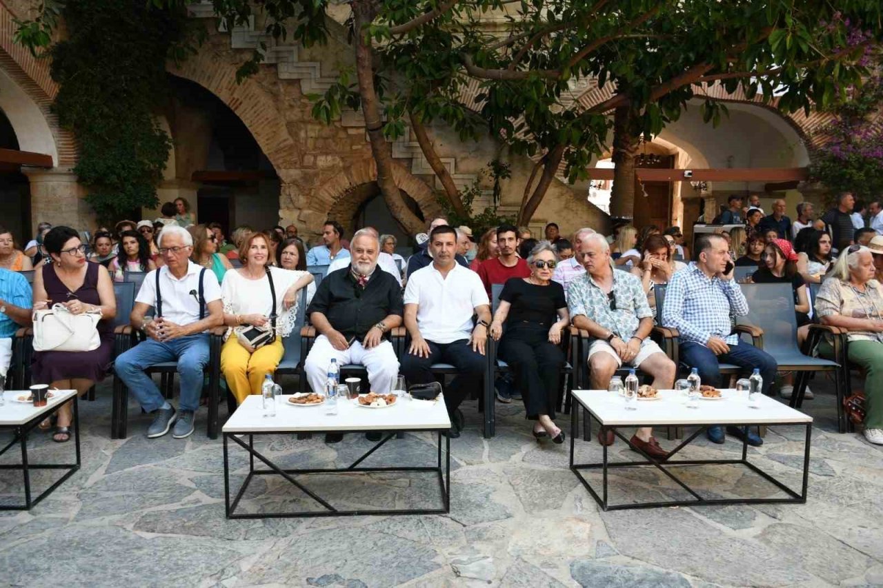 Porselen Bebek Müzesi ile Kuşadası’na bir kültür rotası daha eklendi