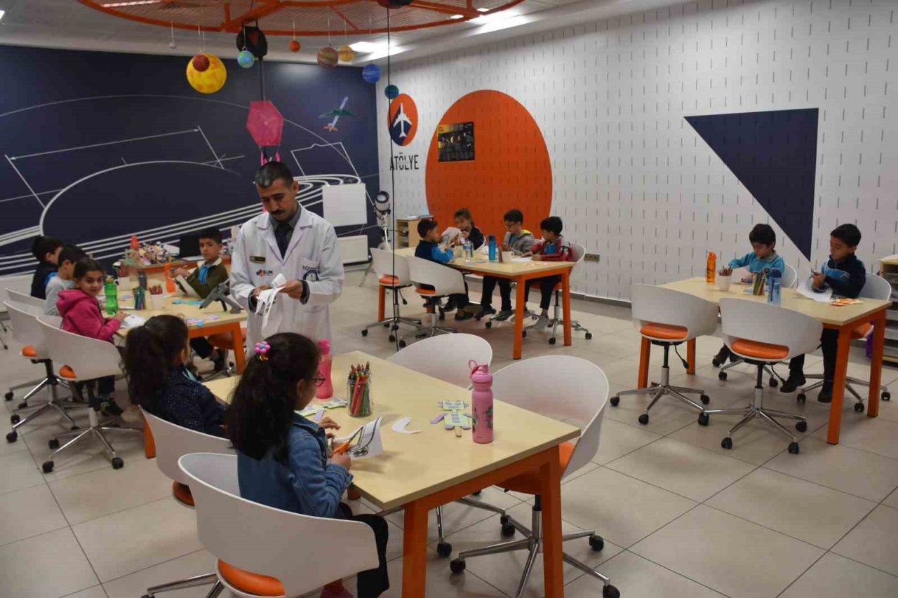 Şahinbey deneyap atölyeleri geleceğin bilim adamlarını yetiştiriyor