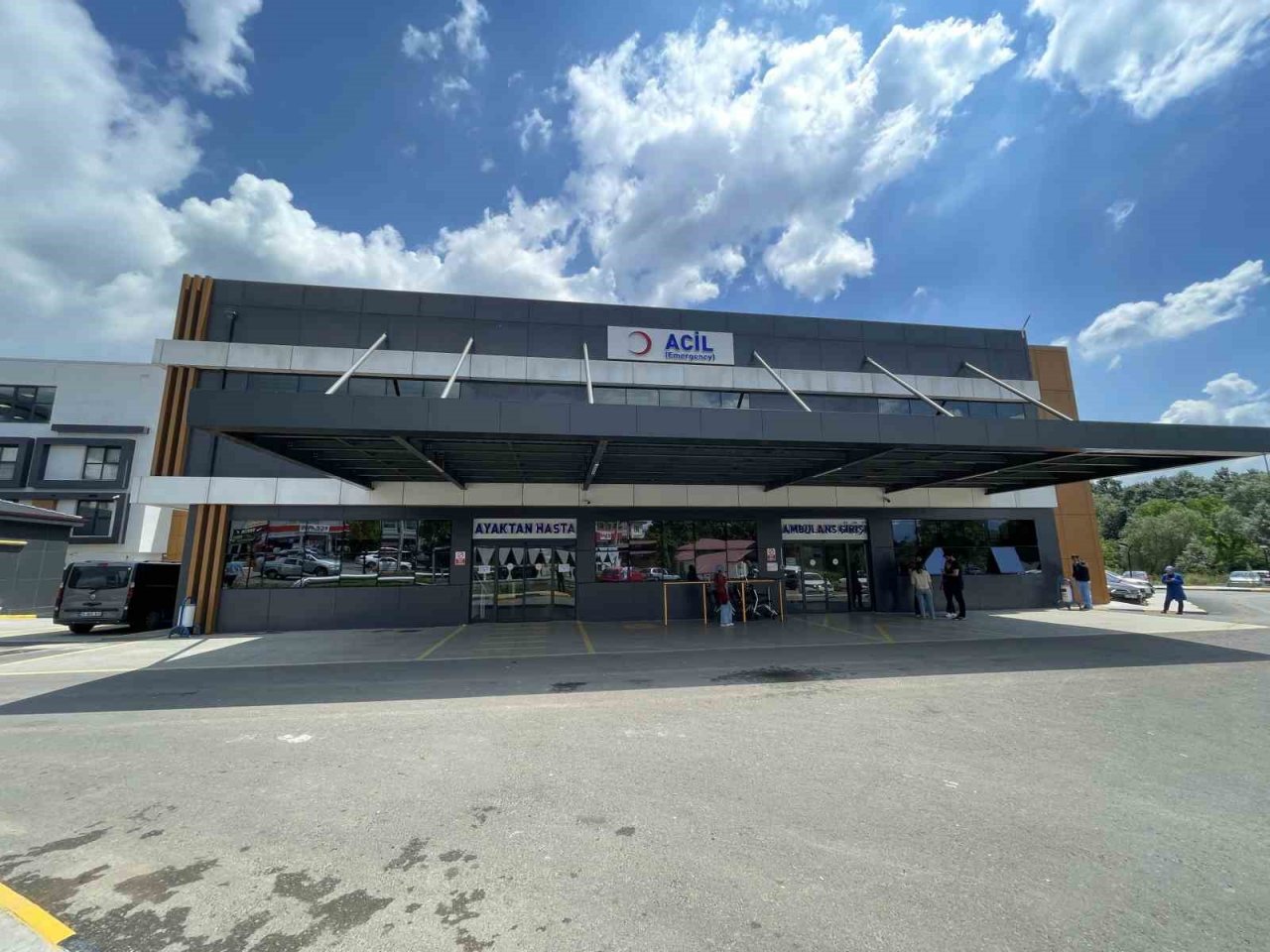 Fabrikada zehirlenme şüphesiyle 47 işçi hastaneye başvurdu