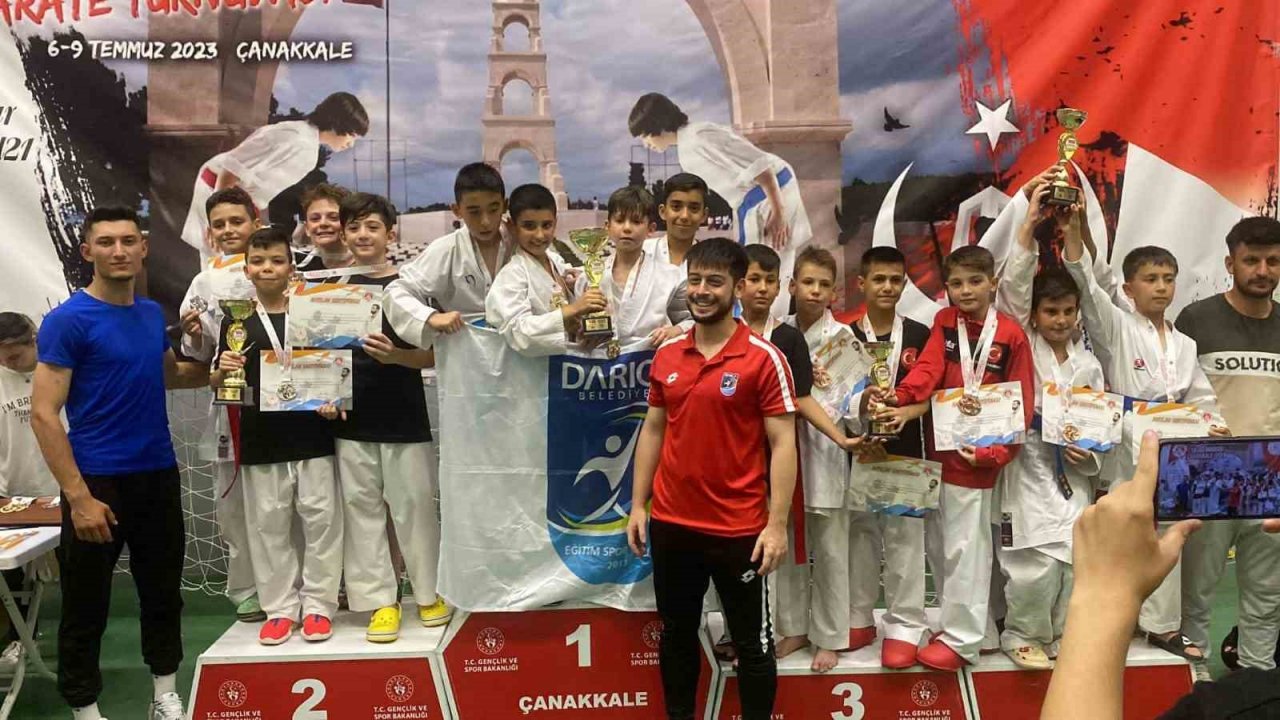 Darıca’nın genç sporcuları fırtına gibi