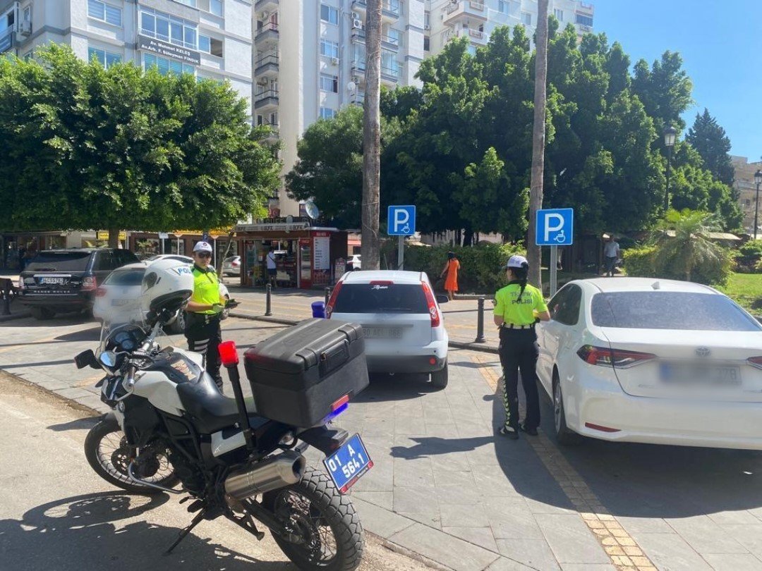 Kural ihlali yapan 279 sürücüye ceza uygulandı