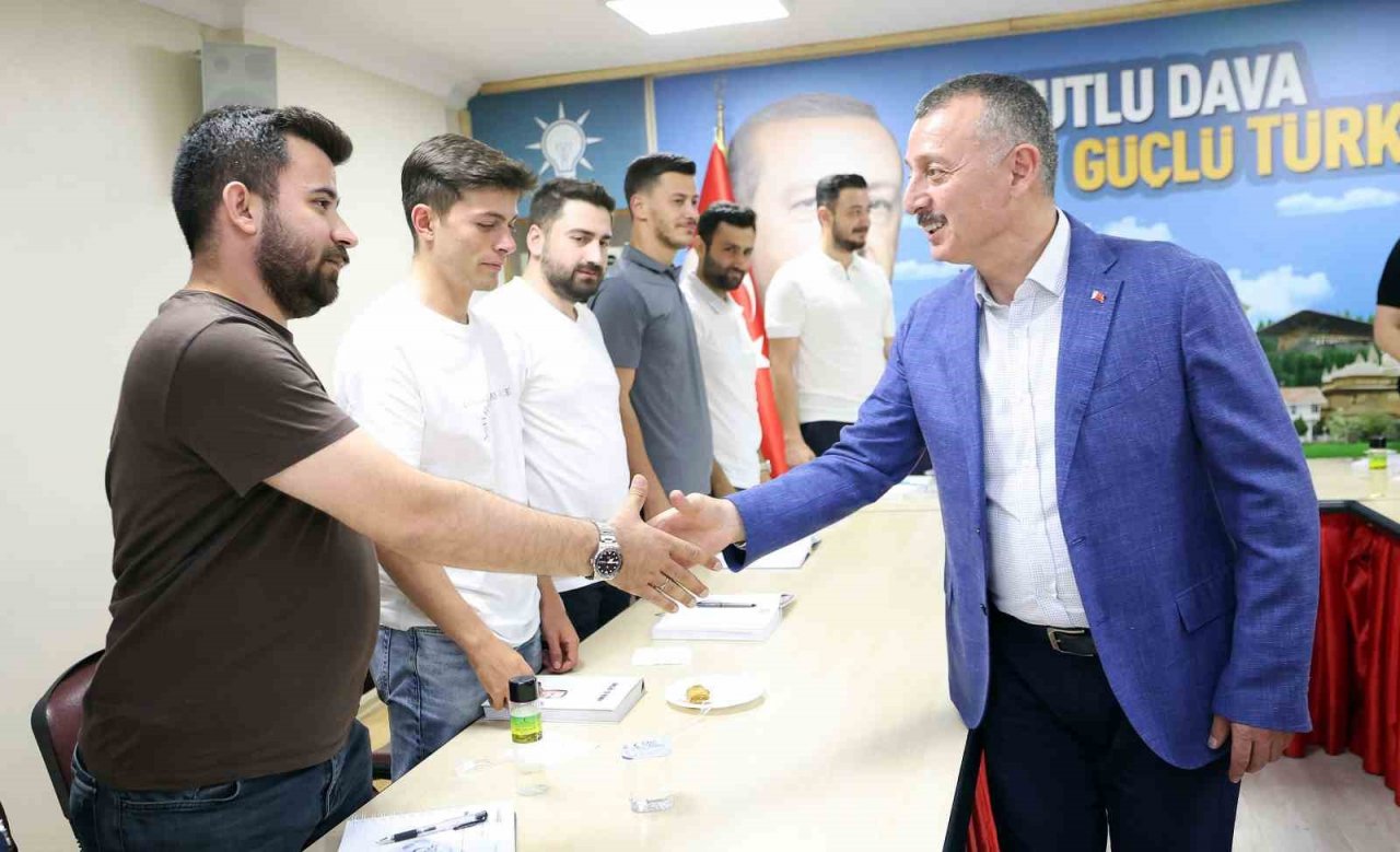 Başkan Büyükakın : “Şehrimize hizmet etmeyi büyük bir onur ve görev biliyoruz"