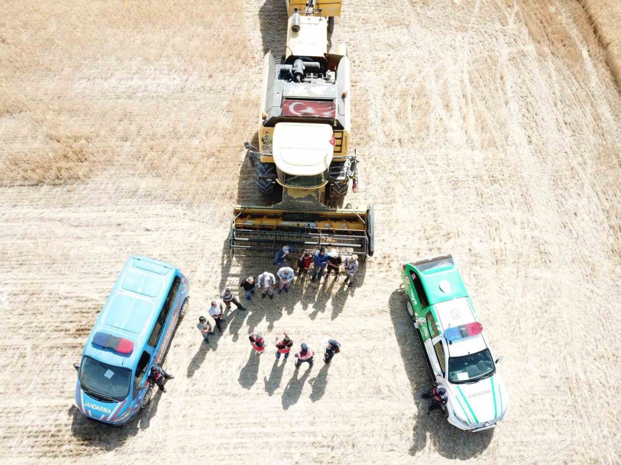 Jandarma tarım arazilerinde anız yangını eğitiminde