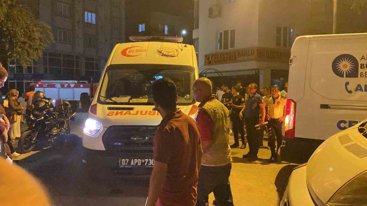 Annesini ziyaretten dönerken minibüsün altında kalan kadın hayatını kaybetti