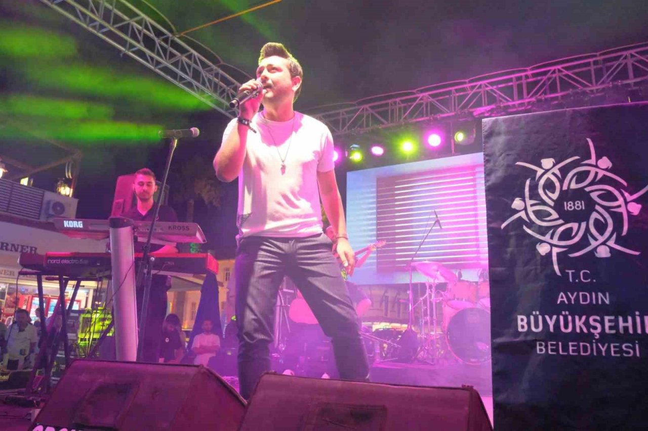 Aydın Büyükşehir Belediyesi’nden Kuşadası’nda yaz konseri
