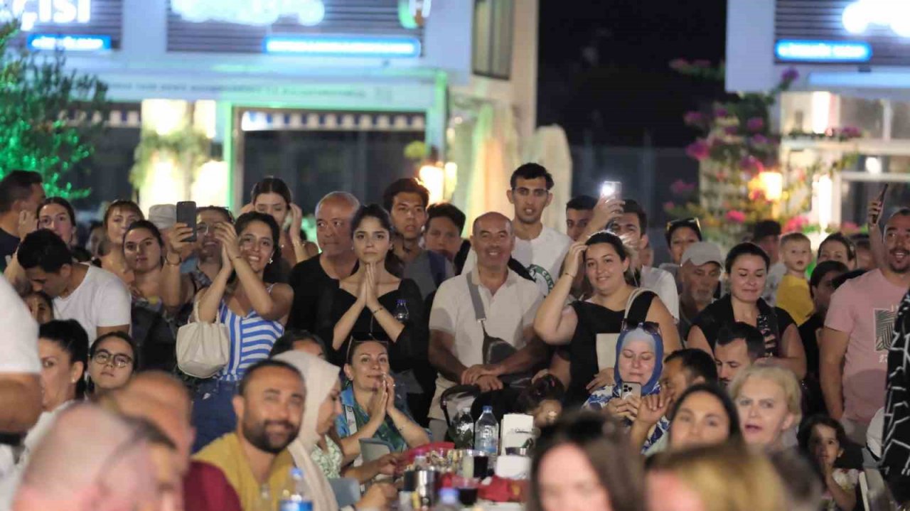 Aydın Büyükşehir Belediyesi’nden Kuşadası’nda yaz konseri