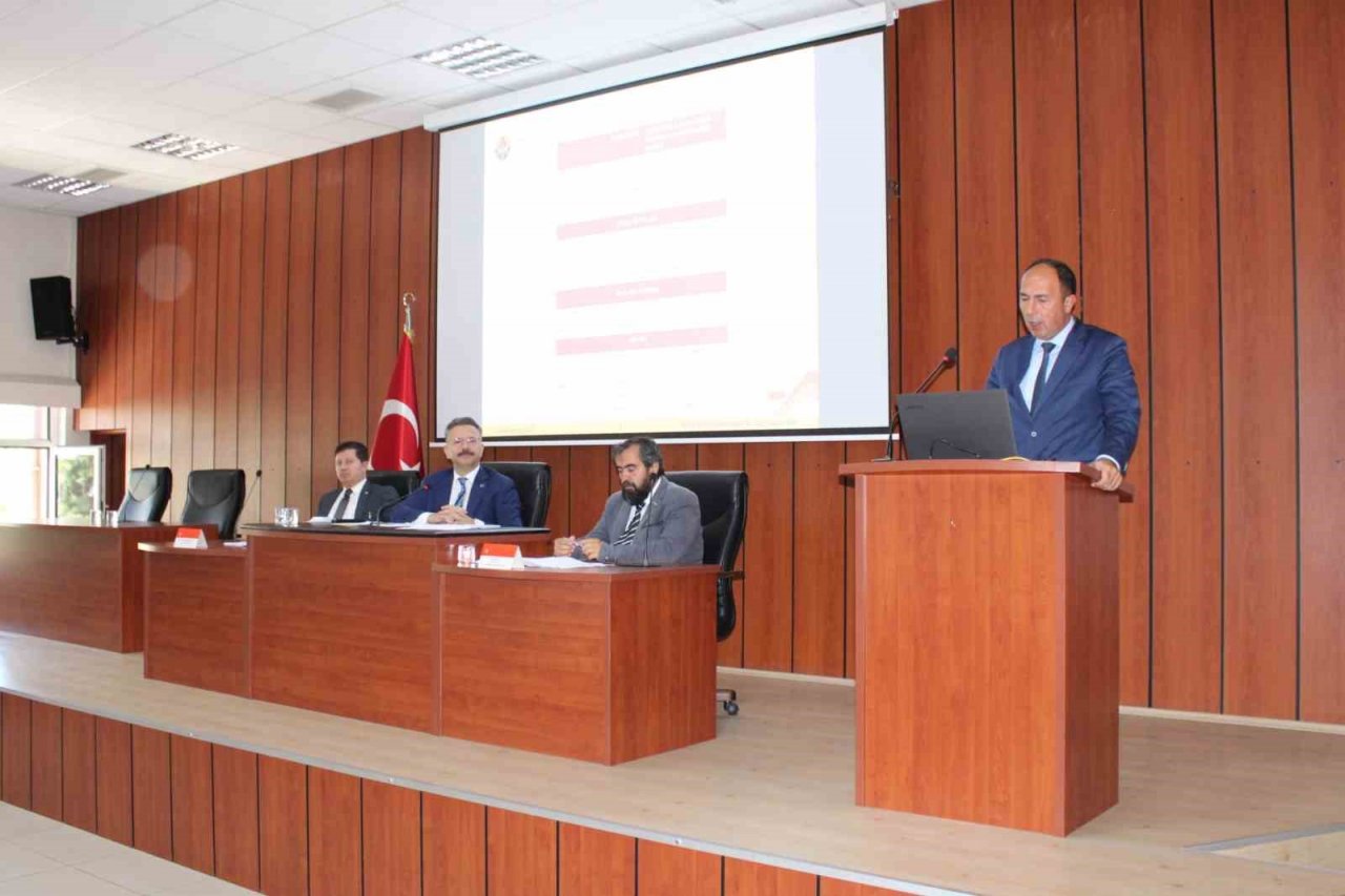 Şehir Hastanesi yolu ’düzeltme’ bekliyor