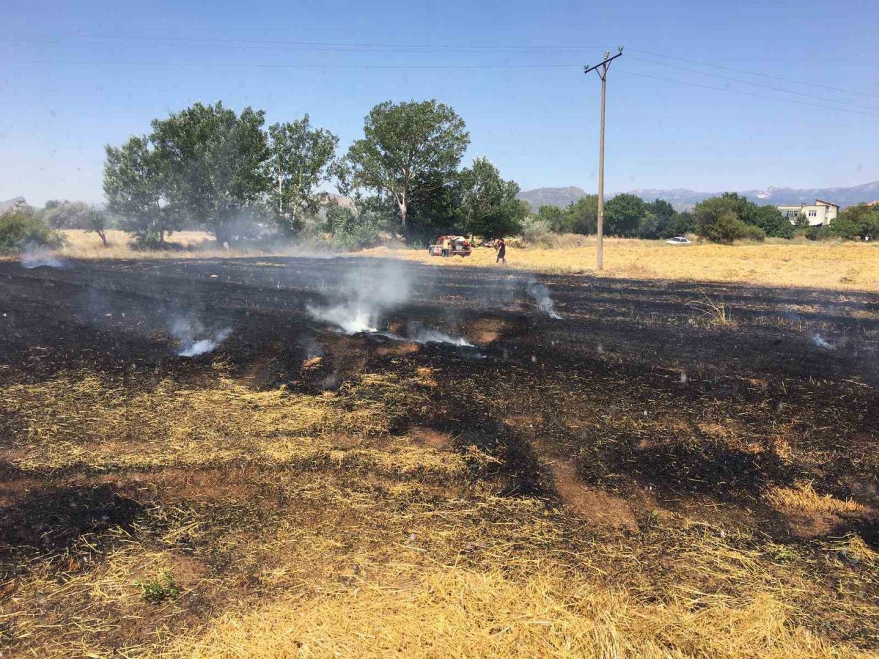 Burdur’da anız yangını