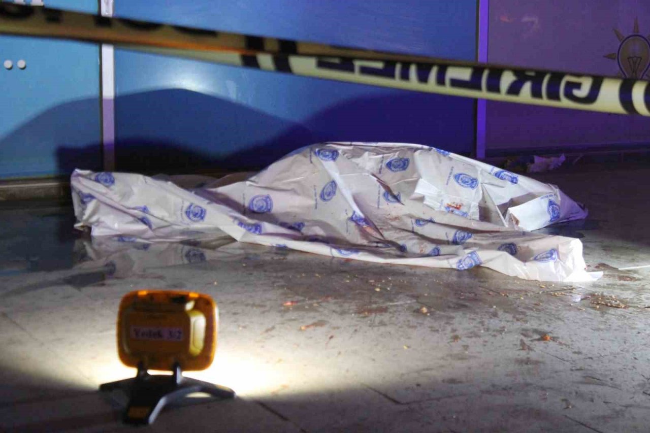 Edirne’de feci olay: 5’inci katan düşen avukat hayatını kaybetti
