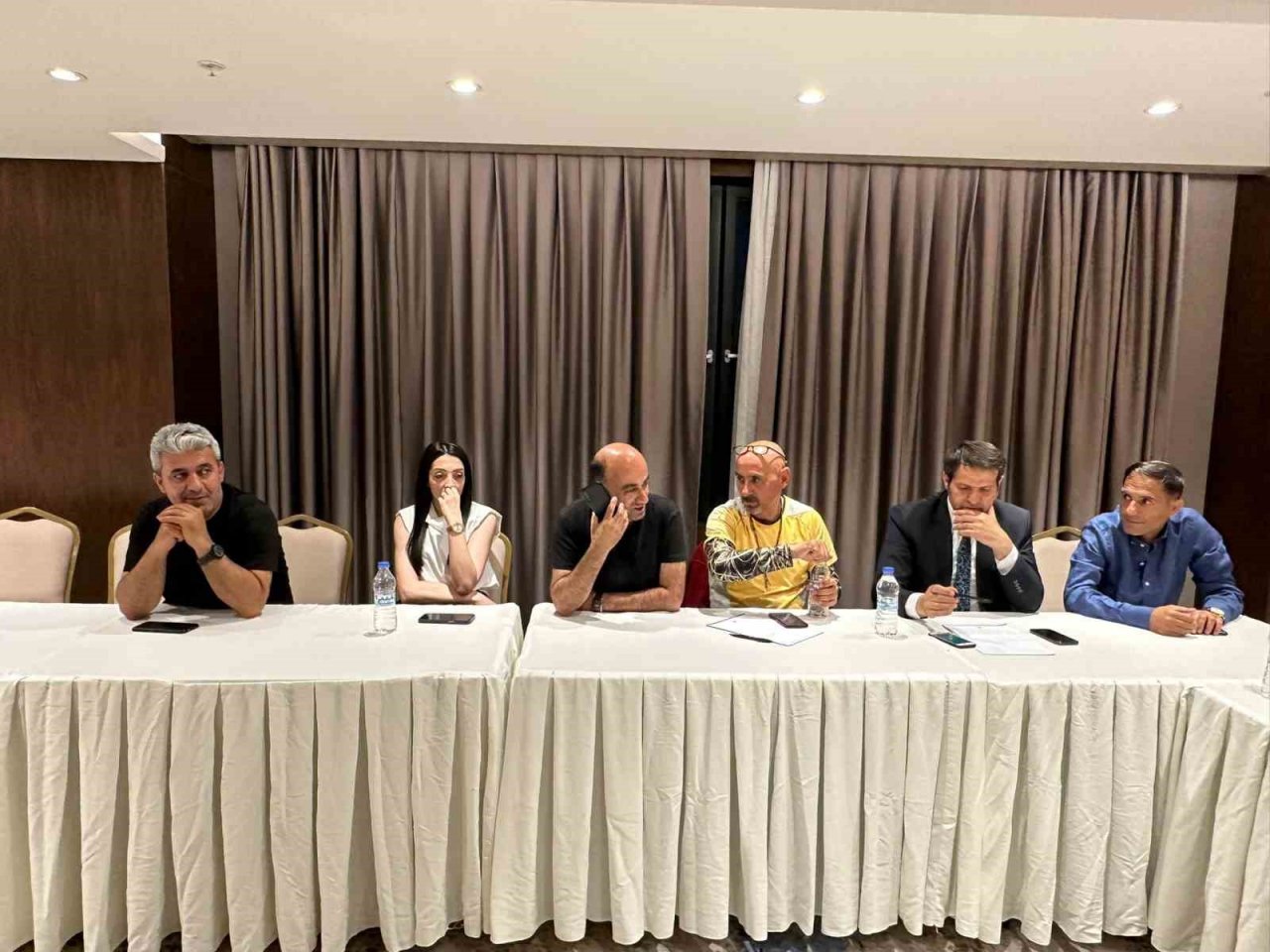 Yüksekova’da Iraklı acente temsilcileri için heyecanlı bekleyiş