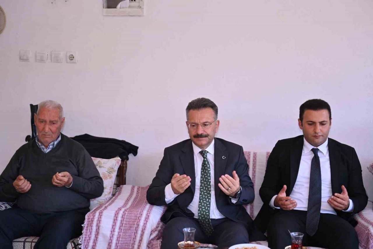 Vali Aksoy, Bozdoğanlı muhtarlar ile bir araya geldi