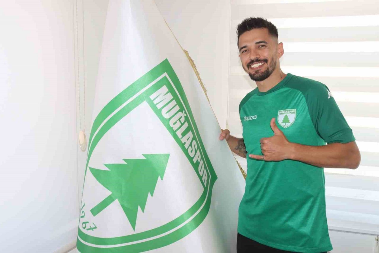 Muğlaspor’a şampiyon sağ kanat oyuncusu