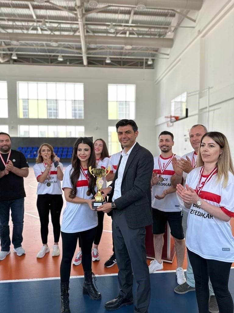 Kayseri Şehir Hastanesi’nde şampiyon: Yetişkin Acil Takımı