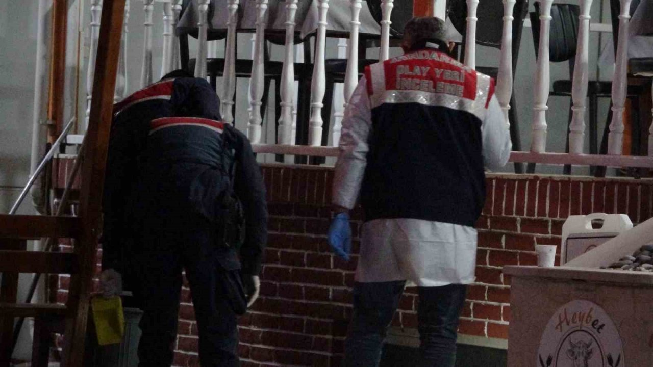 Birlikte yaşadığı iddia edilen kadının kocasını öldüren şahıs yargılanmaya devam etti