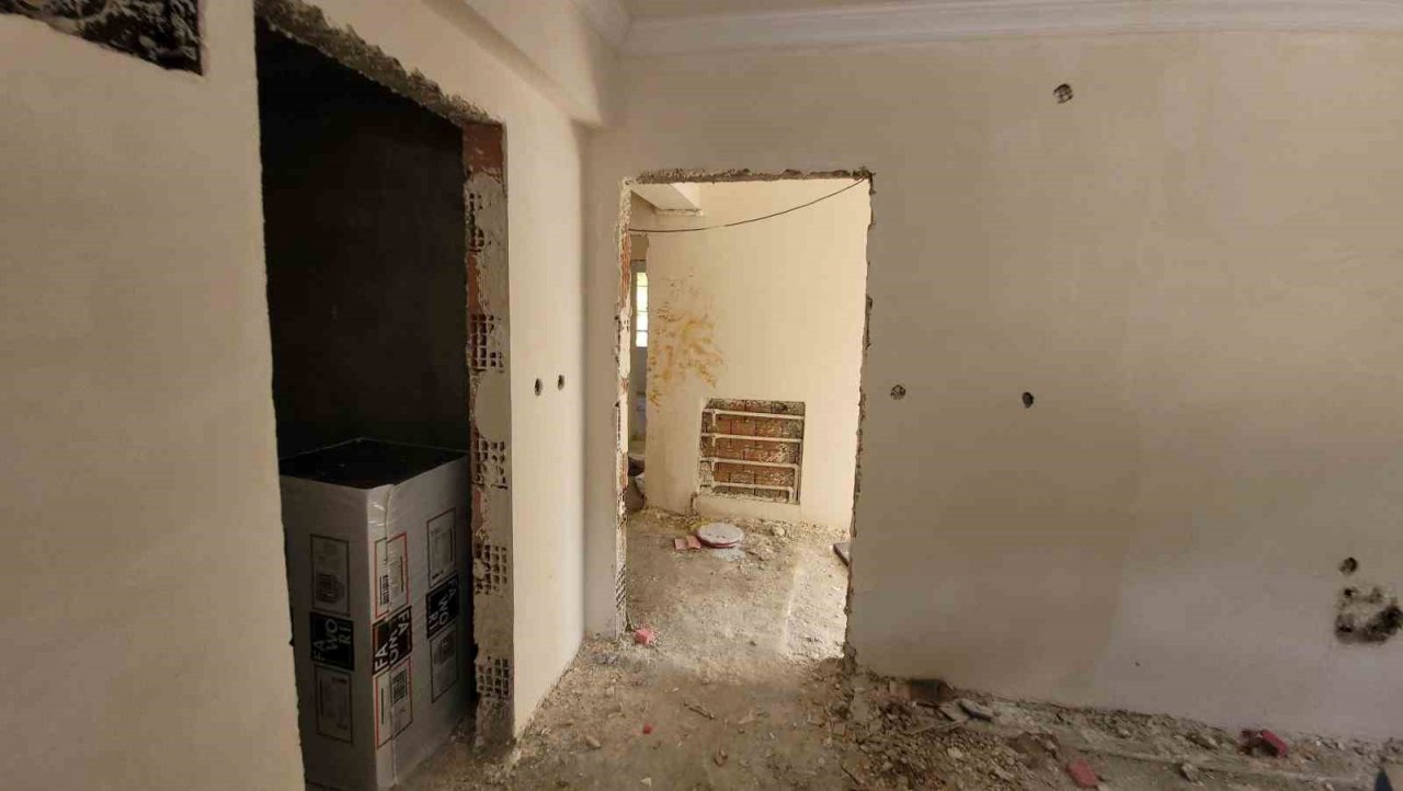 İnşaat malzemeleri çalınan ustadan hırsıza çağrı: “Lütfen malzemelerimi geri getir senden şikayetçi olmayayım”