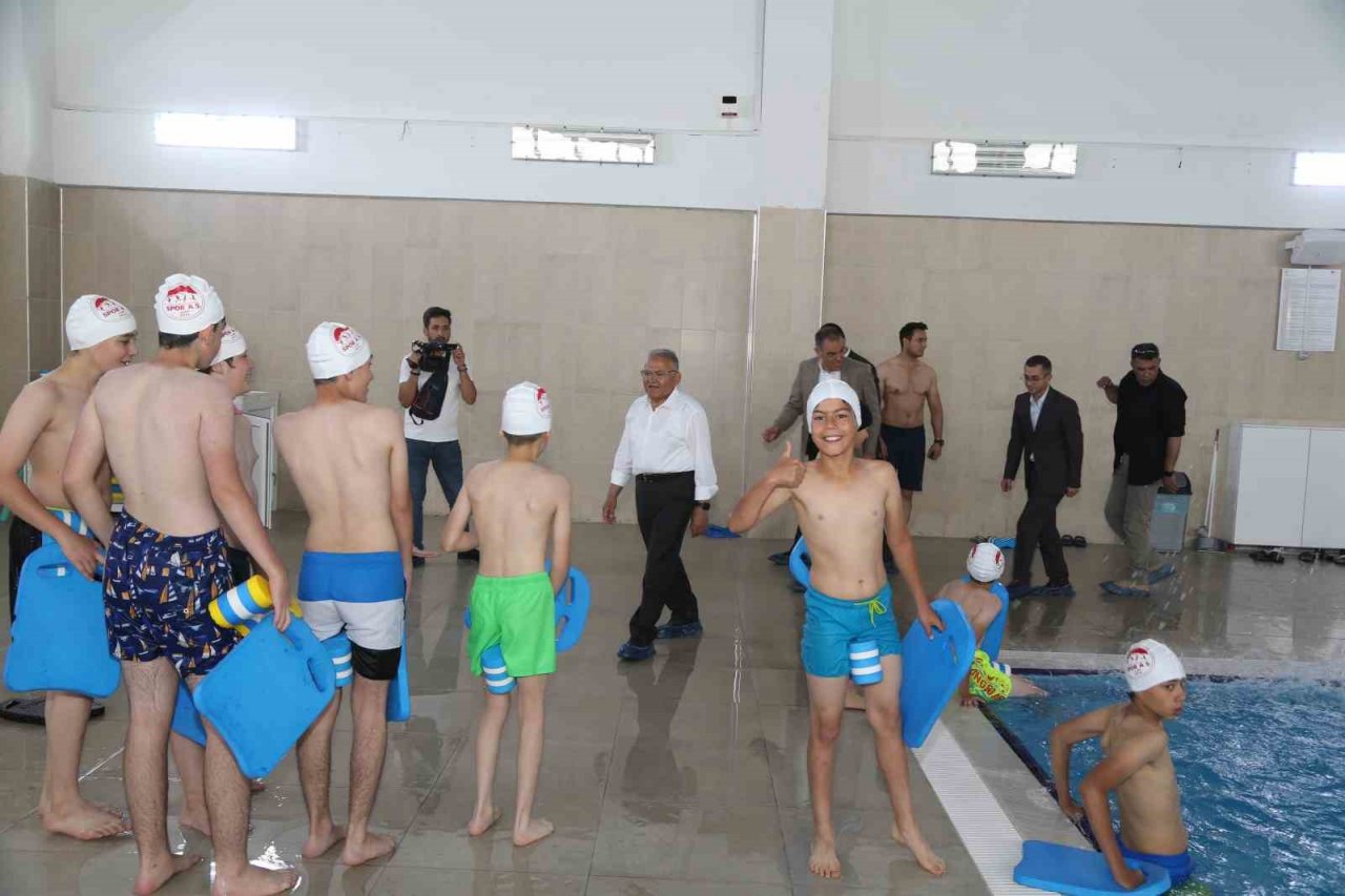 Başkan Büyükkılıç’tan Beyazşehir Sosyal Yaşam Merkezi’nde inceleme