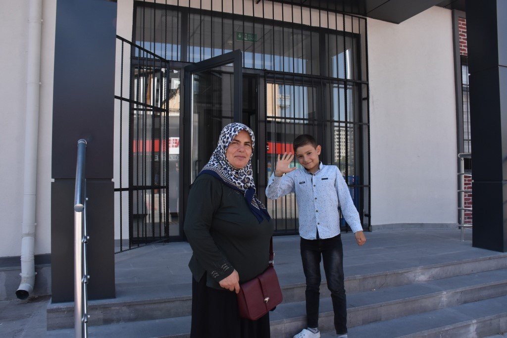 Başkan Çolakbayrakdar: “Sağlık alanındaki yatırımlarla da Türkiye’ye modeliz”